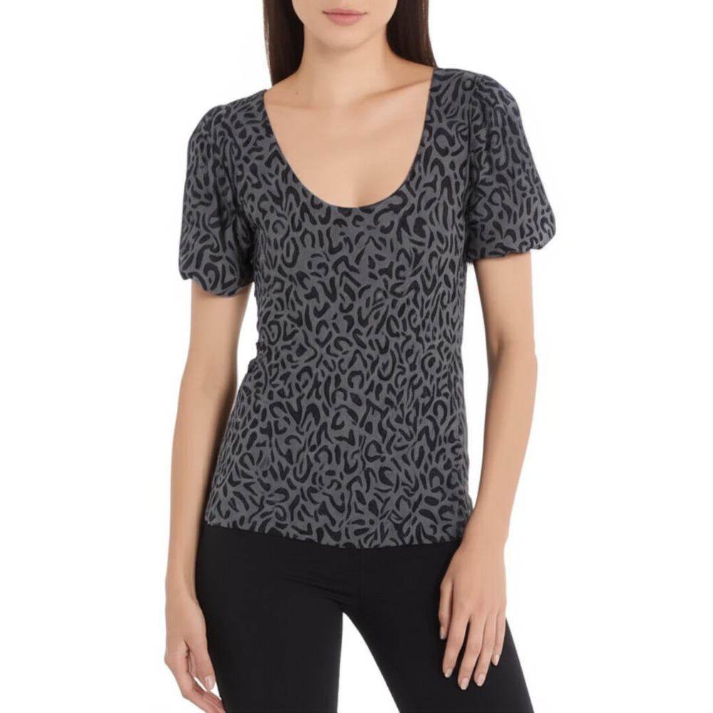 Valerie Stevens Animal Print Puff Sleeve Top Small Gray Black Scoop Neck